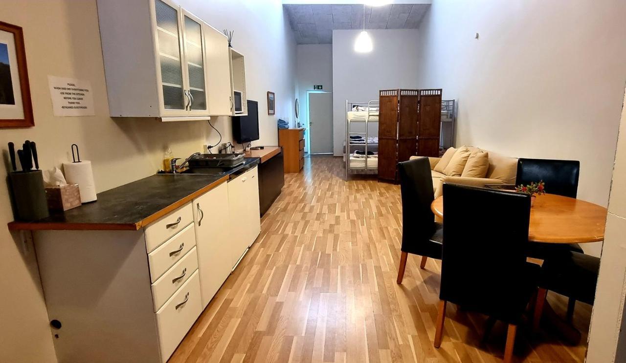 Reykjanes Guesthouse Grindavik Ngoại thất bức ảnh